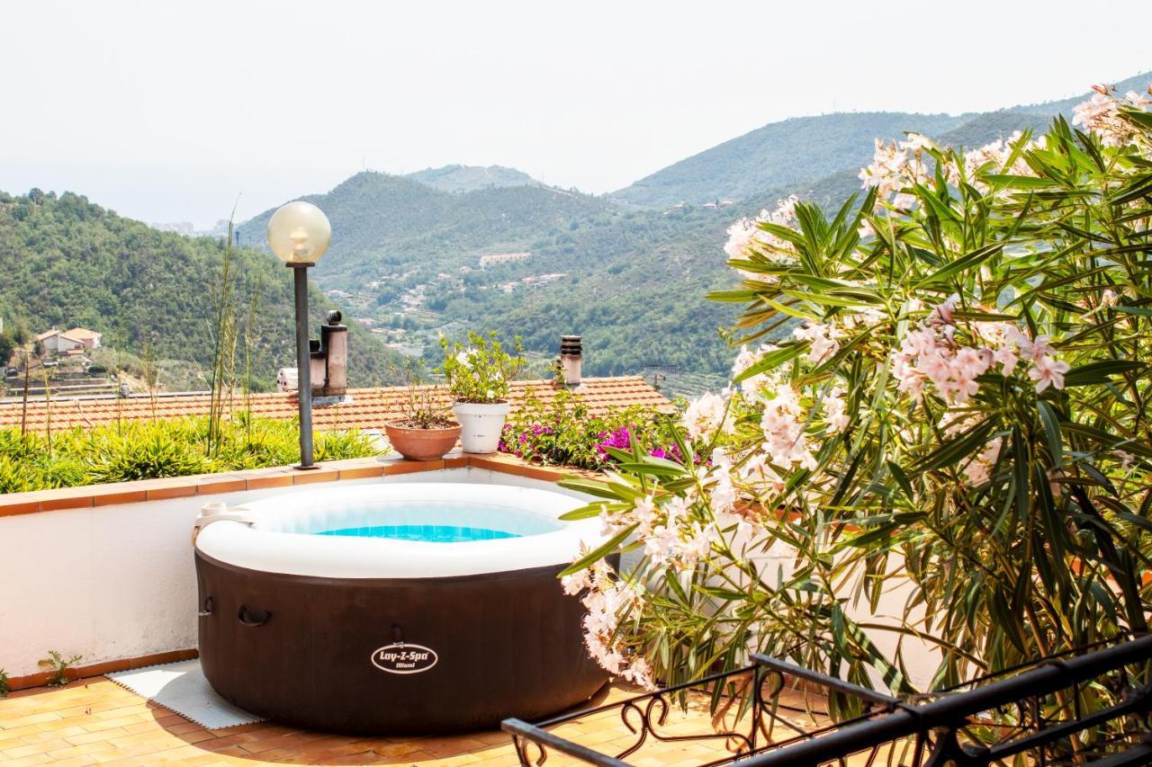 Ampi Terrazzi E Parcheggio - Relax In Villa Bardino Nuovo Bagian luar foto